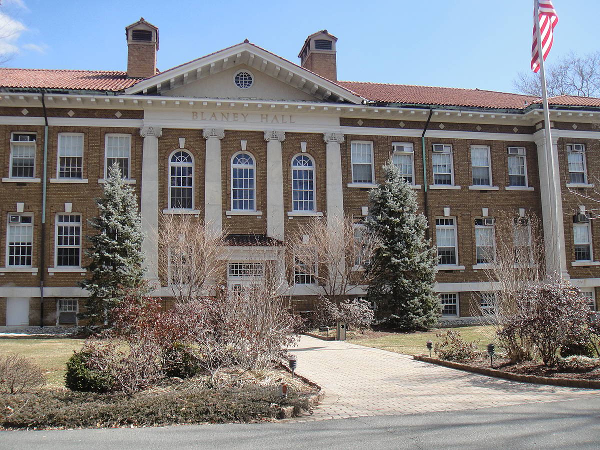 Cedar Crest College campus