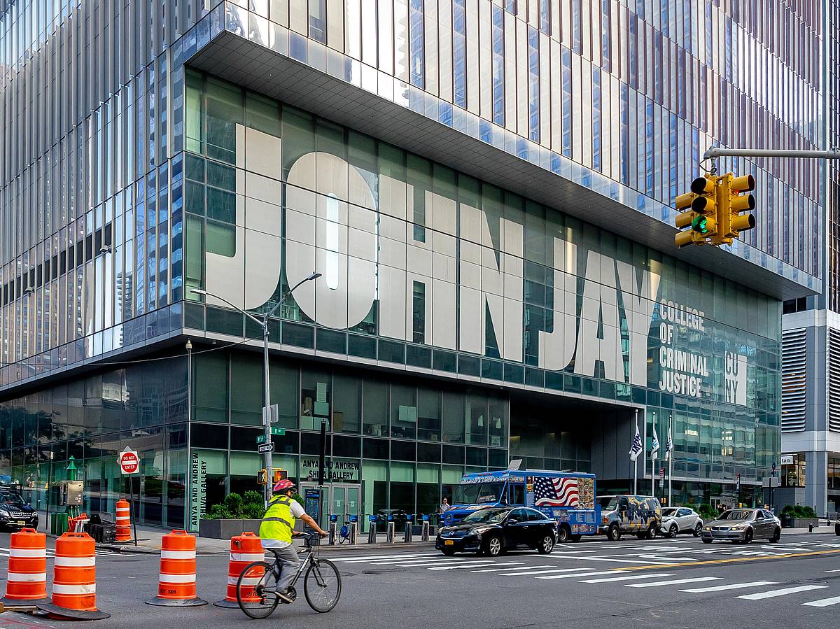 CUNY John Jay College of Criminal Justice campus