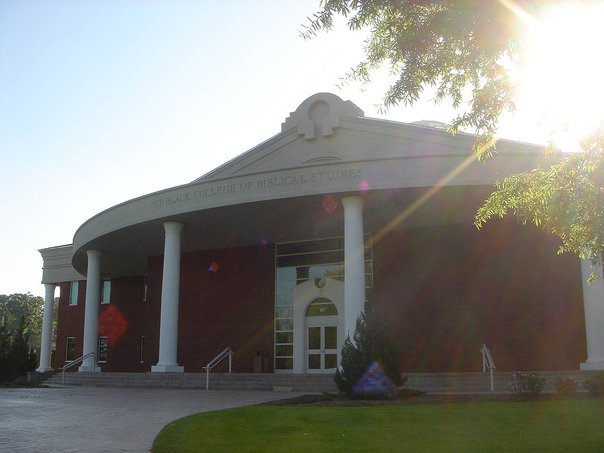 Faulkner University campus