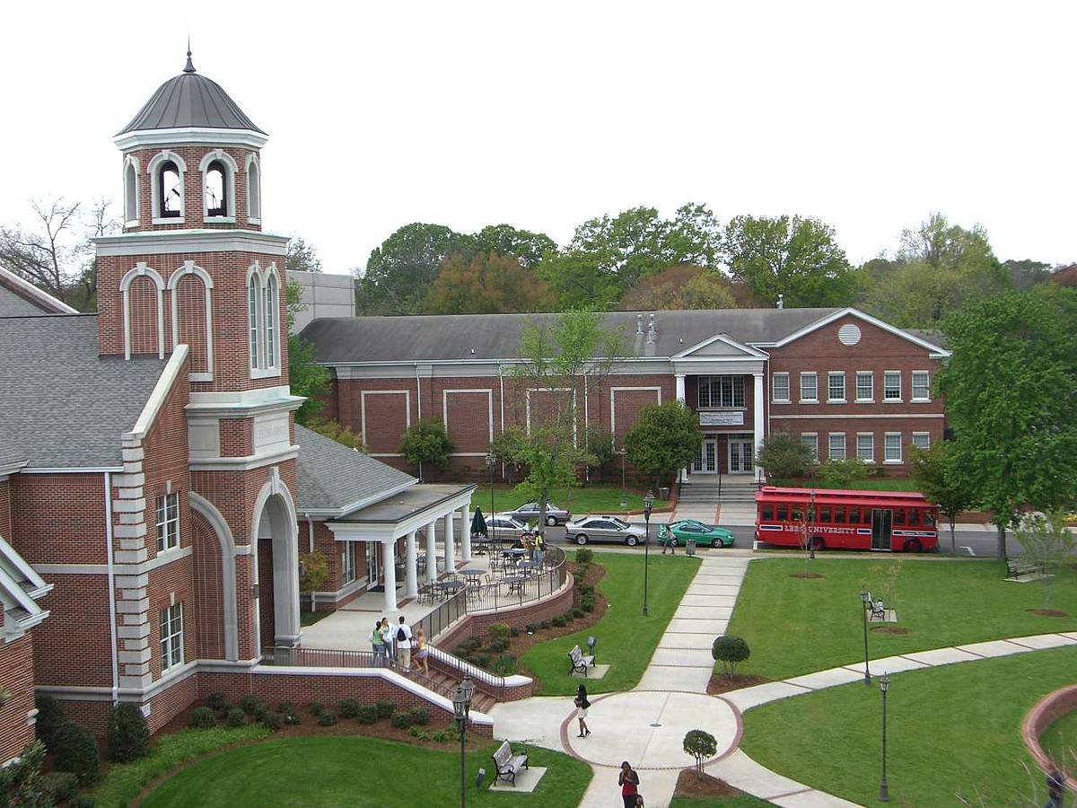 Lee University campus