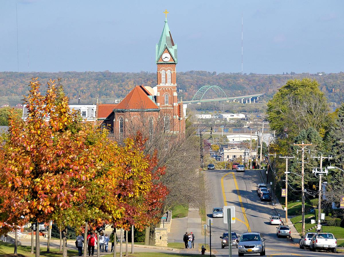 Loras College campus