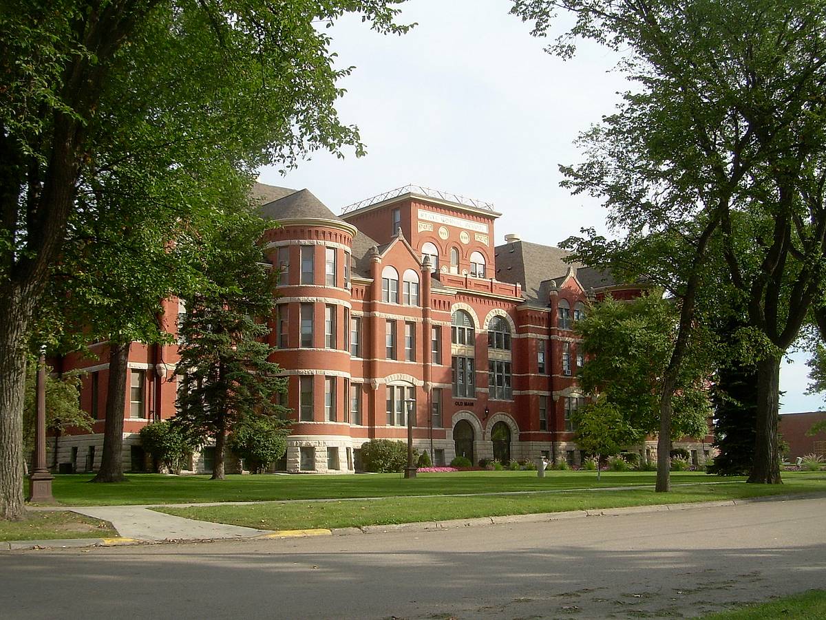 Mayville State University campus