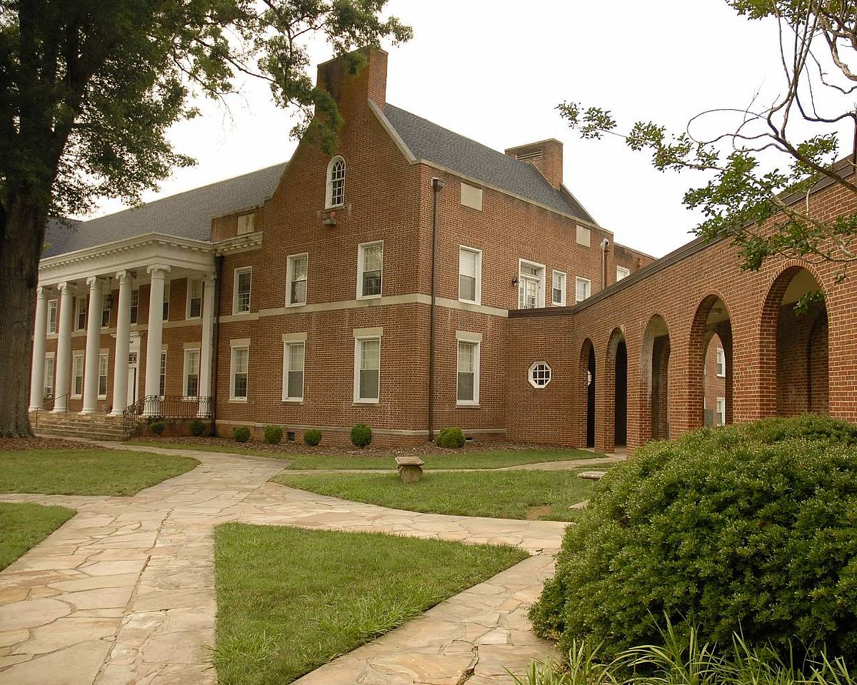 Pfeiffer University campus