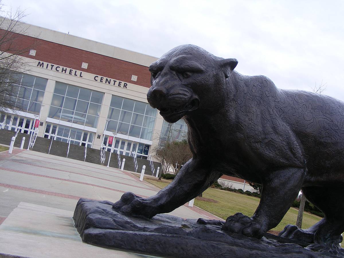 University of South Alabama campus