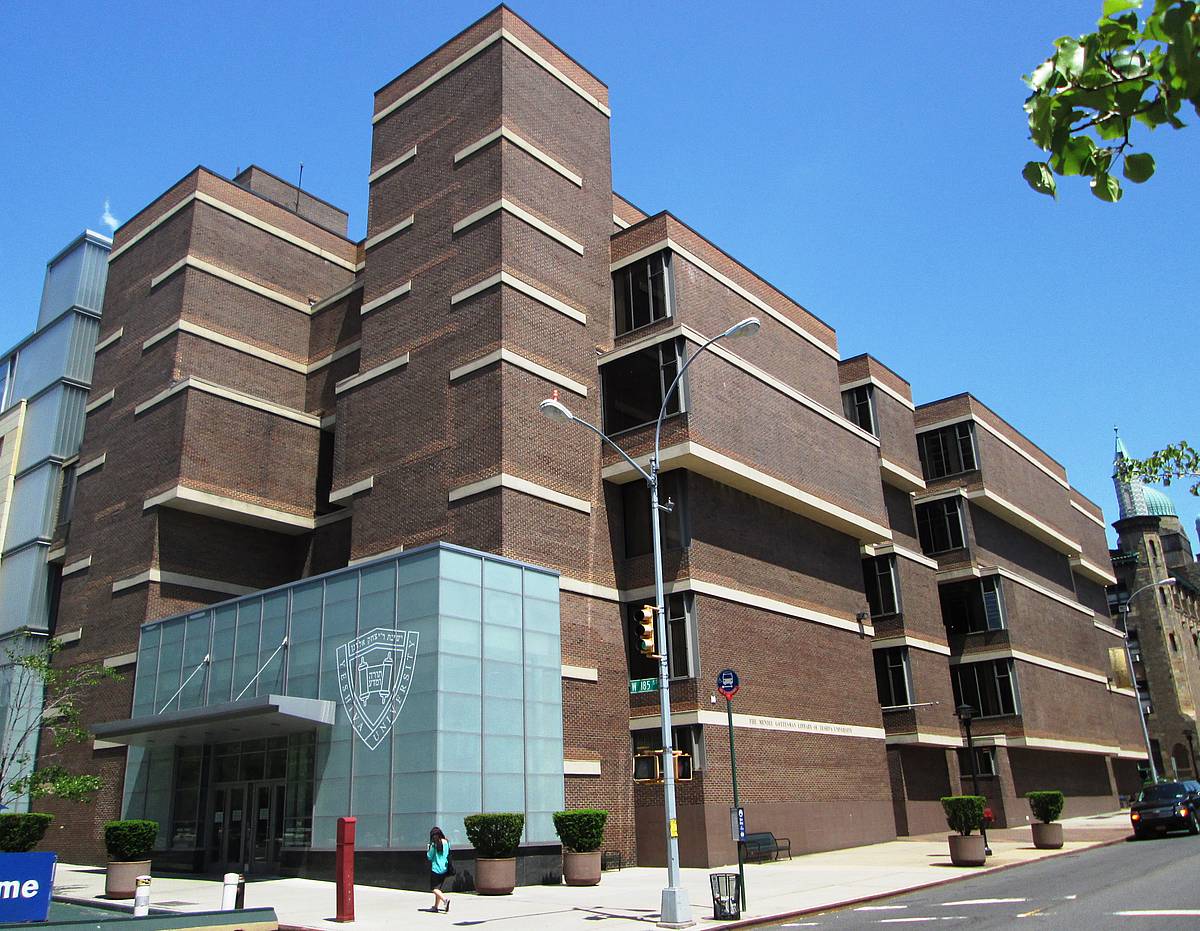 Yeshiva University campus