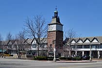 Lake Forest College
