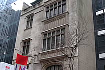 LIM College