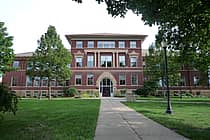 University of Wisconsin River Falls