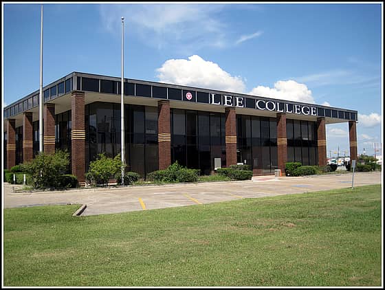 Lee College Campus