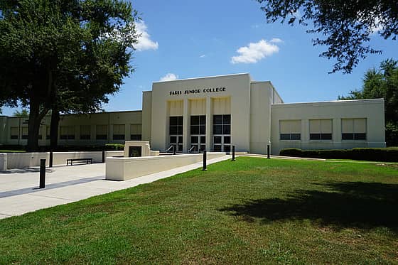 Paris Junior College Campus