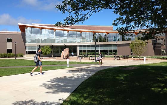 University of Wisconsin Superior